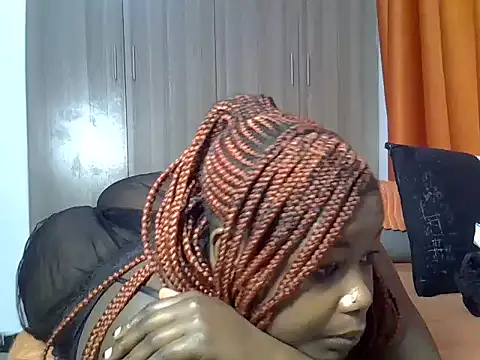 freaky juicy online show from November 29, 2:39 pm