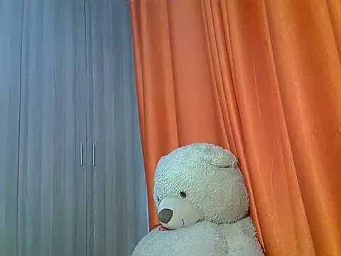 Snapshot of freaky_juicy chatting on October 11, 4:02 am freaky juicy online show from October 11, 4:02 am