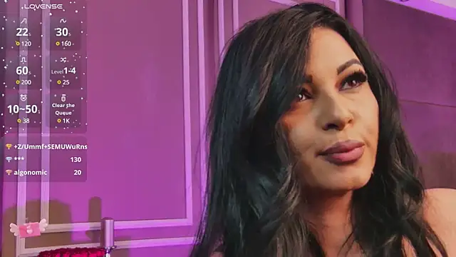 Snapshot of EmilyColle_ chatting on March 3, 7:57 am EmilyColle online show from March 3, 7:57 am