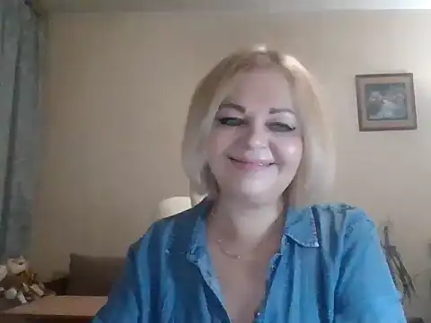 Snapshot of SofiyaPetrova chatting on November 18, 3:26 pm SofiyaPetrova online show from November 18, 3:26 pm