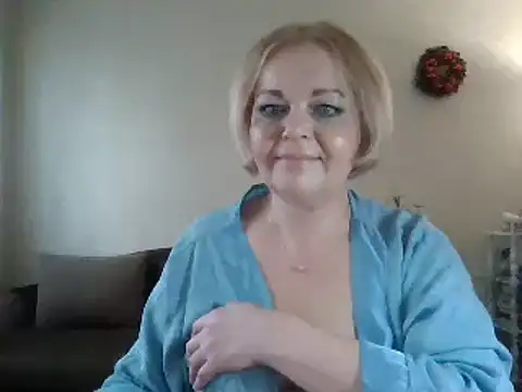 Snapshot of SofiyaPetrova chatting on March 10, 3:30 pm SofiyaPetrova online show from March 10, 3:30 pm