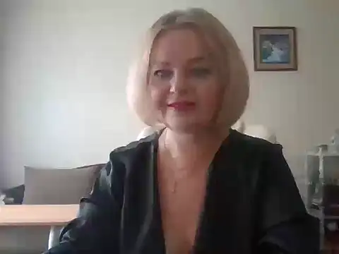 Snapshot of SofiyaPetrova chatting on October 1, 11:14 am SofiyaPetrova online show from October 1, 11:14 am