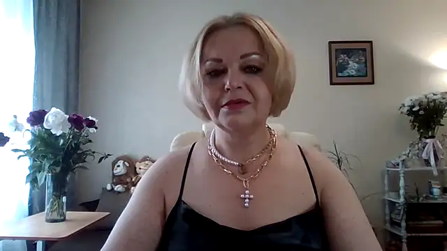 Snapshot of SofiyaPetrova chatting on May 31, 2:45 pm SofiyaPetrova online show from May 31, 2:45 pm