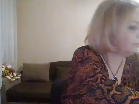 Snapshot of SofiyaPetrova chatting on February 8, 4:46 pm SofiyaPetrova online show from February 8, 4:46 pm