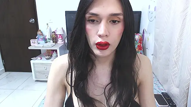 Snapshot of Melany_BigAss1 chatting on December 16, 4:33 pm Melany BigAss1 online show from December 16, 4:33 pm