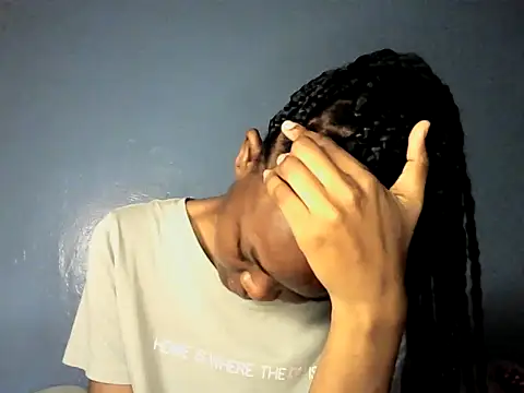 Snapshot of cyberbunnie chatting on December 8, 7:43 pm cyberbunnie online show from December 8, 7:43 pm