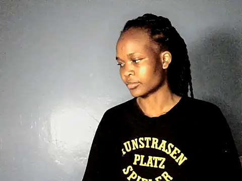 Snapshot of cyberbunnie chatting on December 7, 8:00 pm cyberbunnie online show from December 7, 8:00 pm