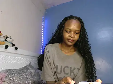 Snapshot of cyberbunnie chatting on November 2, 7:30 pm cyberbunnie online show from November 2, 7:30 pm