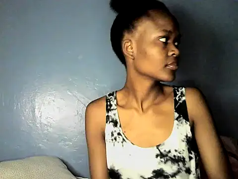 Snapshot of cyberbunnie chatting on December 24, 5:38 am cyberbunnie online show from December 24, 5:38 am