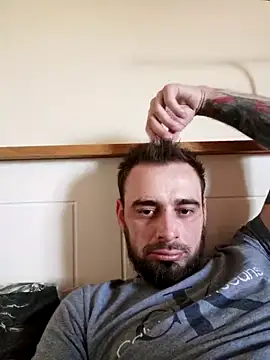 Marcel0007 online show from April 3, 6:14 pm