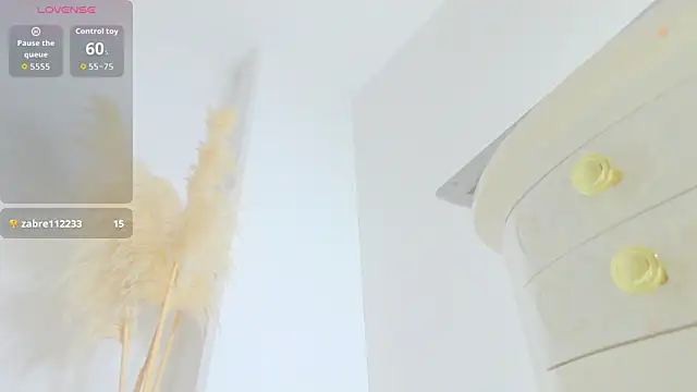 dollface17 online show from March 24, 1:05 am