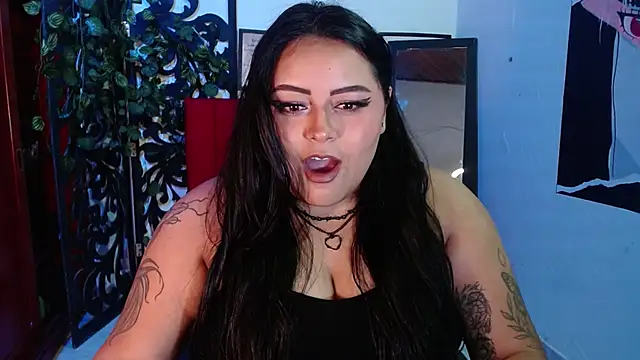 Snapshot of moon_sunflower chatting on December 2, 11:06 pm moon sunflower online show from December 2, 11:06 pm