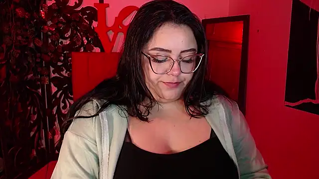 Snapshot of moon_sunflower chatting on December 15, 12:22 pm moon sunflower online show from December 15, 12:22 pm