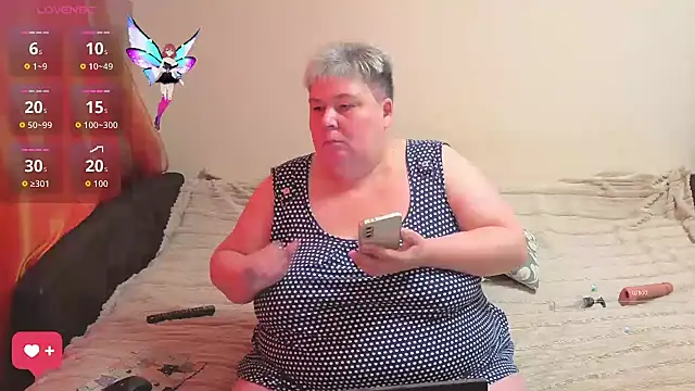 Snapshot of Baunti5555 chatting on November 16, 8:08 am Baunti5555 online show from November 16, 8:08 am