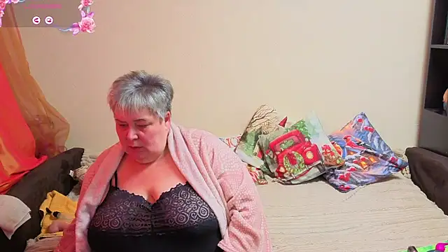 Snapshot of Baunti5555 chatting on February 4, 7:25 am Baunti5555 online show from February 4, 7:25 am