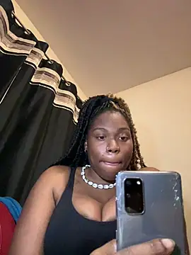 Snapshot of Bali_baddie_x chatting on February 28, 6:20 pm Bali baddie x online show from February 28, 6:20 pm