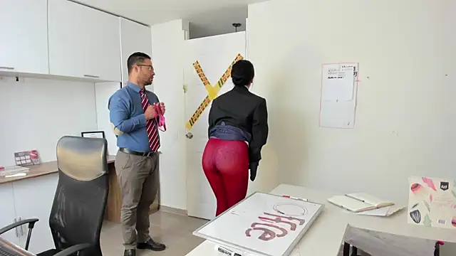 Snapshot of susana_monroy chatting on November 23, 6:51 pm susana monroy online show from November 23, 6:51 pm