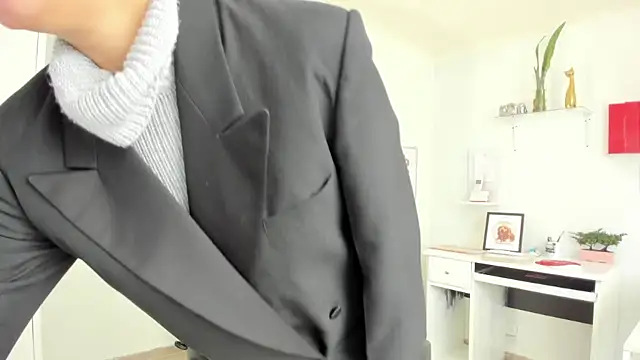 Snapshot of susana_monroy chatting on November 21, 7:02 pm susana monroy online show from November 21, 7:02 pm