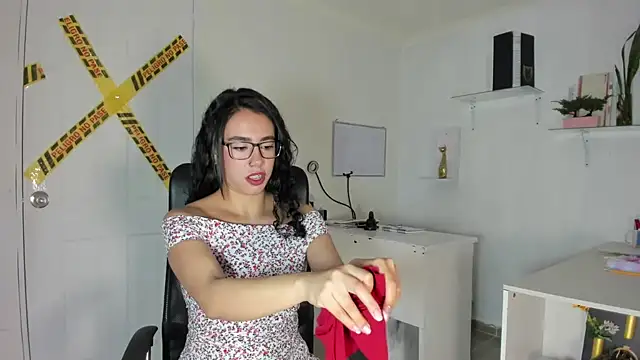 susana monroy online show from December 23, 8:46 am