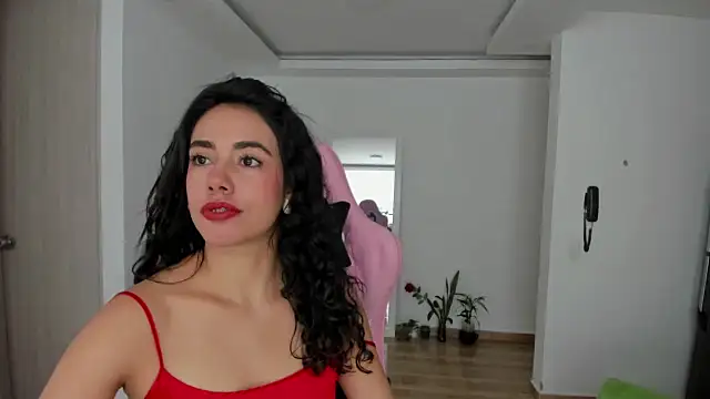 Snapshot of susana_monroy chatting on January 17, 8:22 pm susana monroy online show from January 17, 8:22 pm