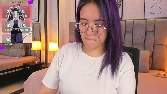 sweet--emily online show from March 13, 6:16 am