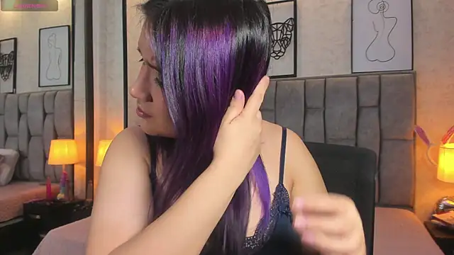 sweet--emily online show from March 18, 3:45 am