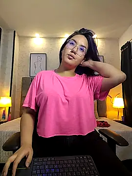 sweet--emily online show from February 23, 10:39 am