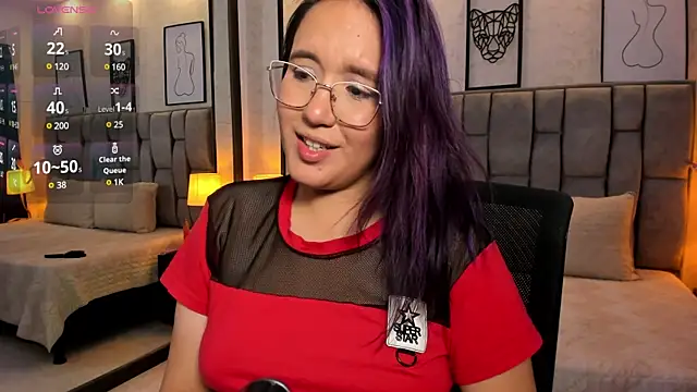 sweet--emily online show from February 23, 7:22 am