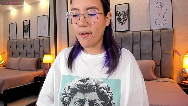 sweet--emily online show from March 5, 3:08 am