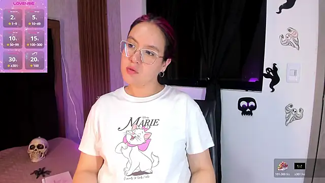 sweet--emily online show from October 31, 3:47 am