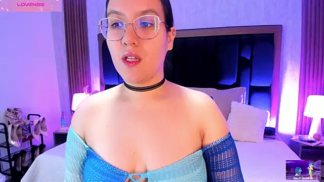 sweet--emily online show from October 16, 4:54 am