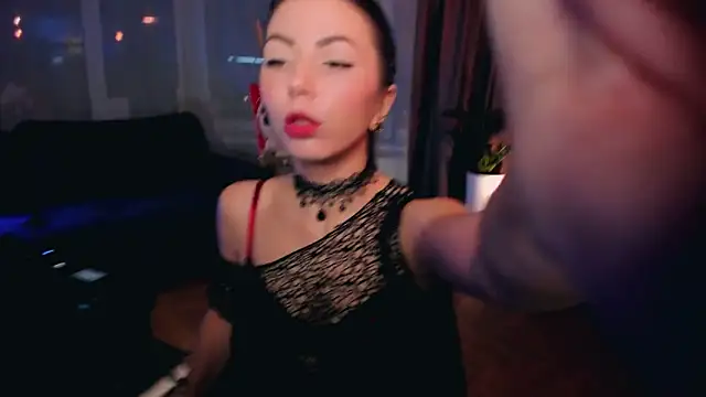 Love Lines online show from May 1, 12:37 am