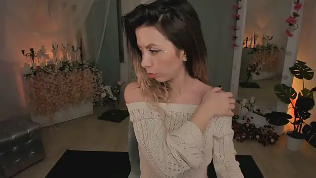 Snapshot of Love_Lines chatting on March 7, 2:36 am Love Lines online show from March 7, 2:36 am