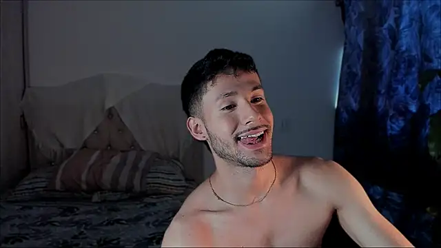 Snapshot of dimitri_targaryen chatting on November 7, 5:28 pm dimitri targaryen online show from November 7, 5:28 pm