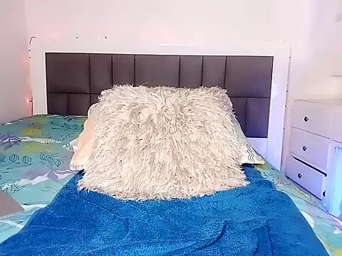 nicolaskan online show from October 24, 12:26 pm