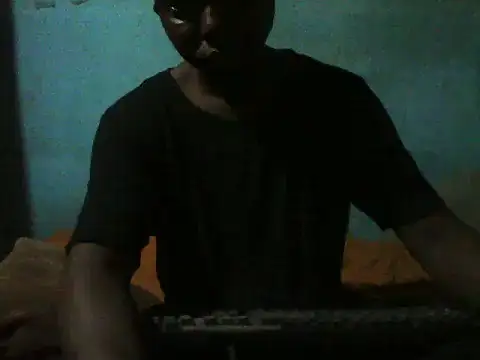 Snapshot of little__joy chatting on November 1, 3:24 am little joy online show from November 1, 3:24 am