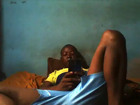 Snapshot of little__joy chatting on November 29, 7:52 am little joy online show from November 29, 7:52 am