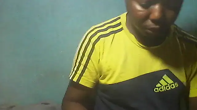 Snapshot of little__joy chatting on May 13, 9:33 pm little joy online show from May 13, 9:33 pm