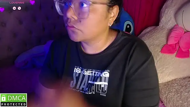 KittyHot20 online show from October 30, 11:01 pm