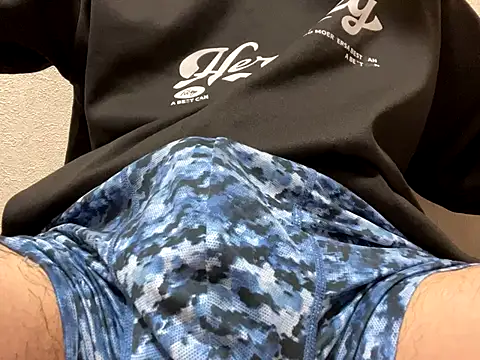 Snapshot of lkun9 chatting on October 31, 3:30 pm lkun9 online show from October 31, 3:30 pm