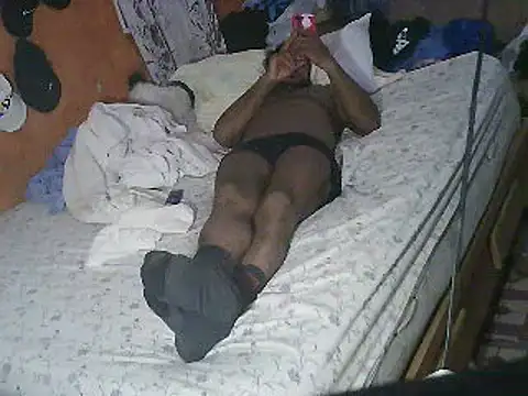 Snapshot of Negroricobaby chatting on February 11, 4:33 am Negroricobaby online show from February 11, 4:33 am