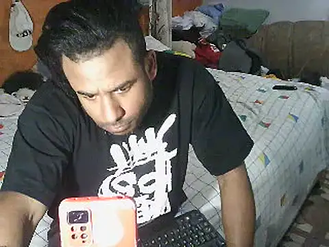 Snapshot of Negroricobaby chatting on March 11, 5:02 am Negroricobaby online show from March 11, 5:02 am