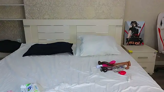 Diana Moon  online show from October 24, 1:37 am