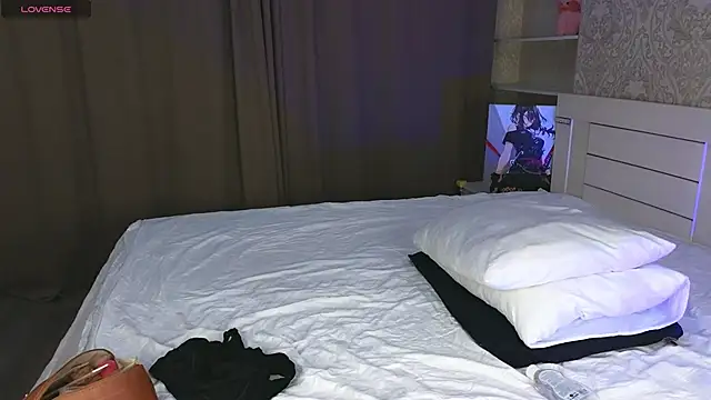 Diana Moon  online show from November 23, 1:26 am