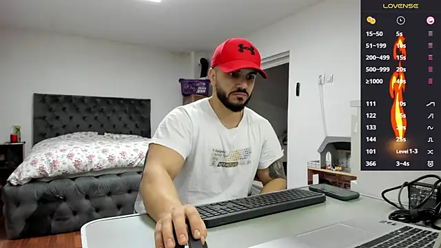 supermanboy94 online show from February 5, 6:53 am