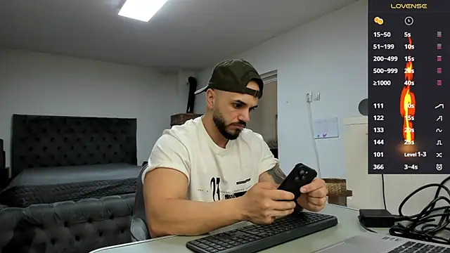 supermanboy94 online show from March 26, 6:55 am