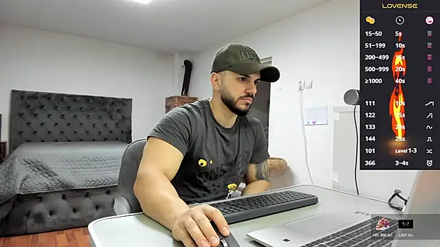 supermanboy94 online show from March 23, 6:46 am