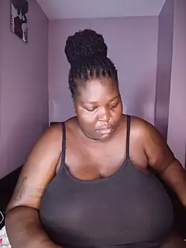 Snapshot of African_Bigass chatting on July 6, 2:40 am African Bigass online show from July 6, 2:40 am