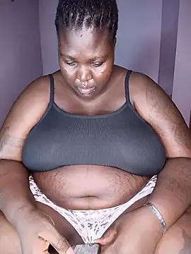 Snapshot of African_Bigass chatting on July 3, 1:39 pm African Bigass online show from July 3, 1:39 pm