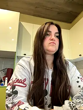 Karolina llove online show from November 1, 10:31 am